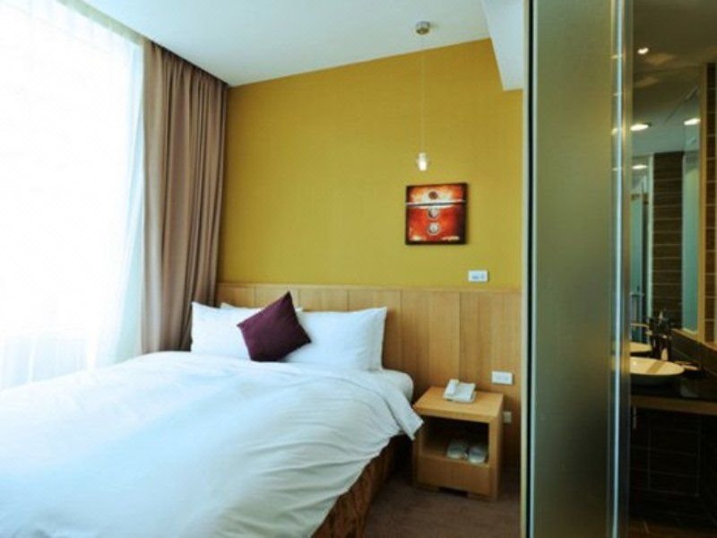 In Young Hotel 客房