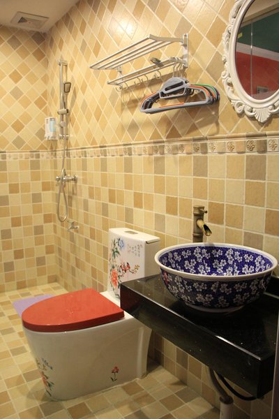 Yangshuo Guanjinglou Hotel Over view