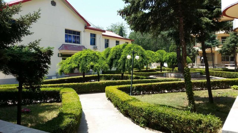 Beidaihe Yixin Garden Resort Tianjin workers' sanatorium No.1 Garden Villa over view