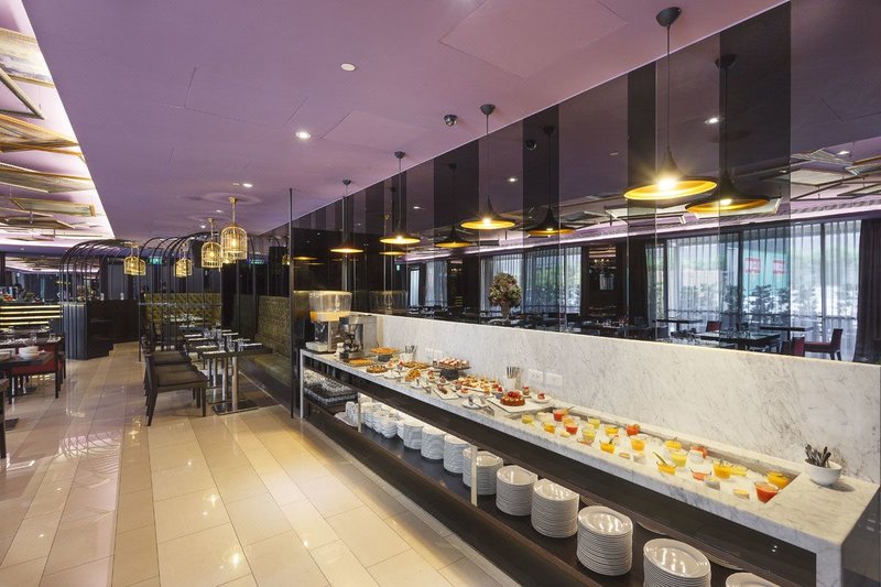 FX Hotel (Taipei Nanjing East Road)餐厅