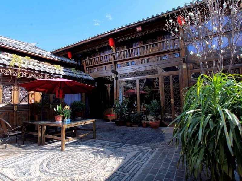 Sunny the Other Side Inn Lijiang Over view