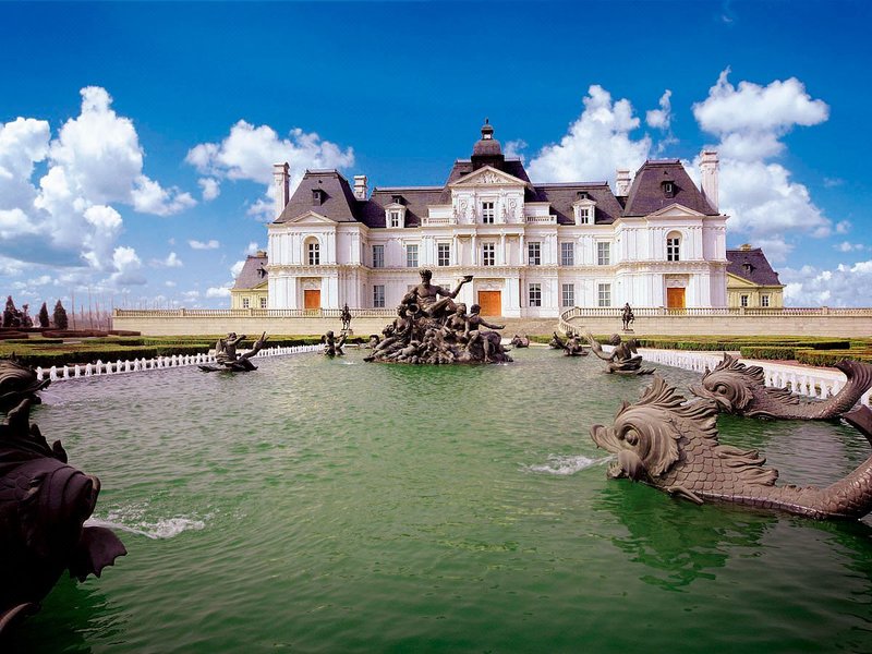 Beijing Chateau Laffitte Hotel Over view