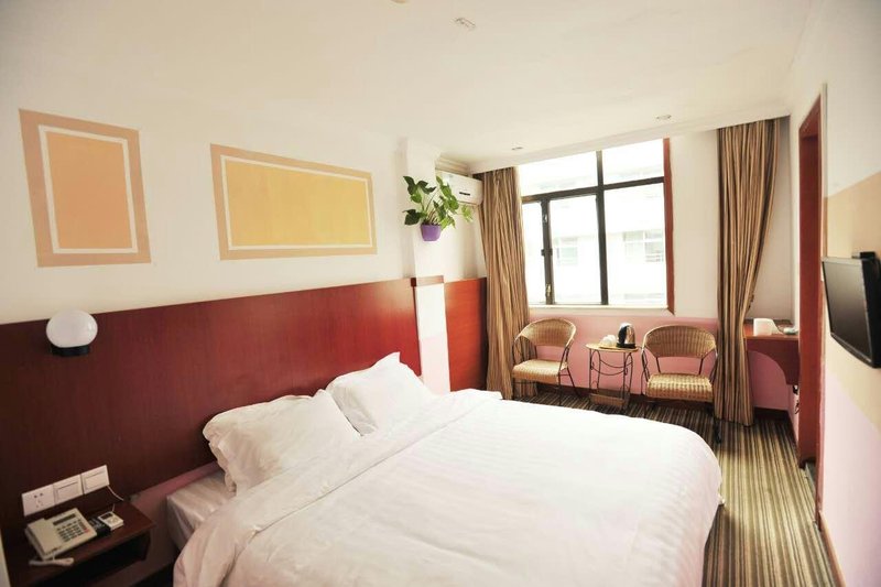 Shenzhen Xiaomeisha Tingtao Hotel Guest Room