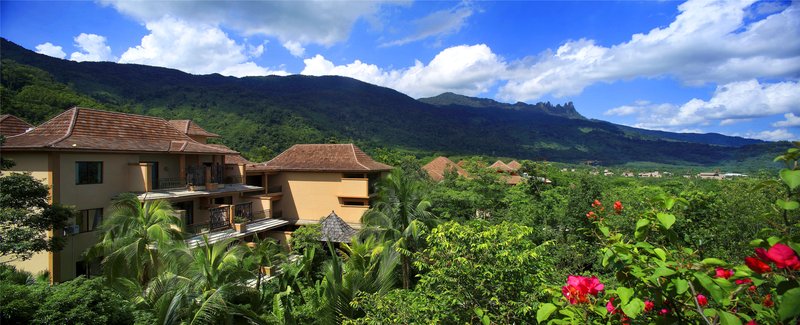 Baoting Rainforest Fairyland Resort & Spa Qixian Mount Over view