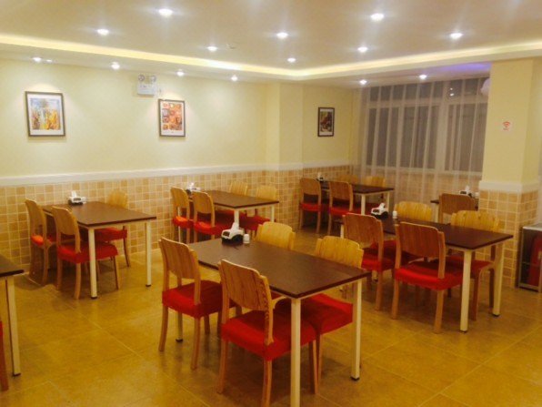 Home inns hotel jining jiaxiang canal bus stop shopRestaurant