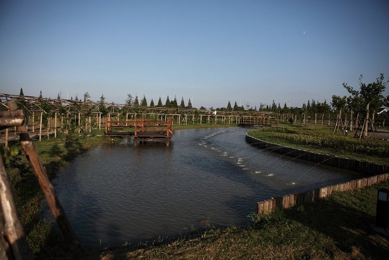 Zhouzhuang Oasis Ecological Leisure Farm Over view