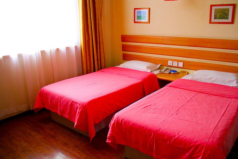 Guanquan Business Hotel Guest Room