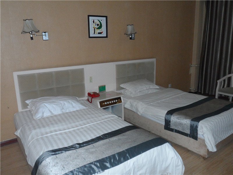 Shell Hotel(Nanle Guangming South Road store)Guest Room