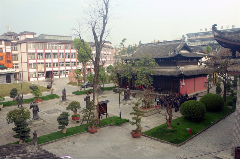 Bao Ning Vinegar Hotel Over view