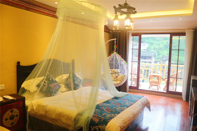 Miaoxianglou River View InnGuest Room