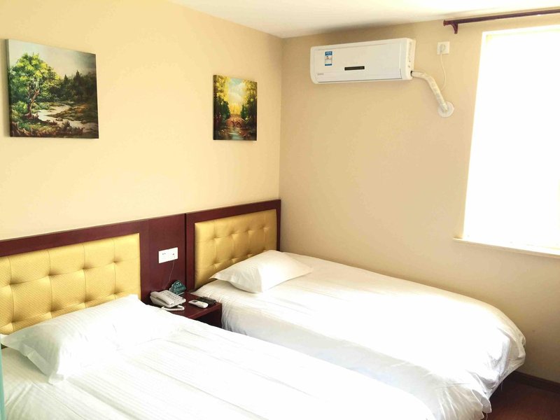 GreenTree Inn (Shanghai National Convention and Exhibition Center, Xujing Beicheng Metro Station Shell) Guest Room