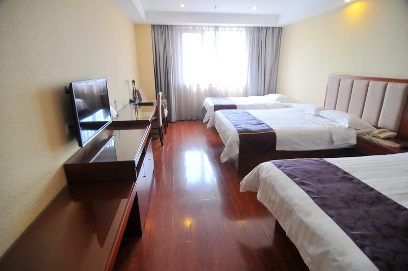 格林豪泰酒店(青岛开发区武夷山路佳世客购物