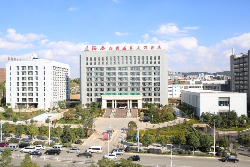 Mingchun Hotel over view