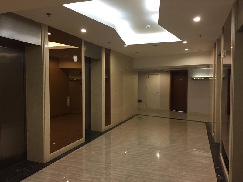 TonyHouseHotel public area