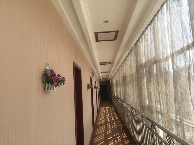 Luhuo Lu Wu HotelHotel public area