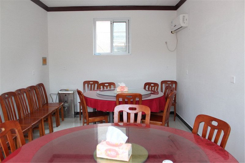 Wanyi Farmhouse Restaurant