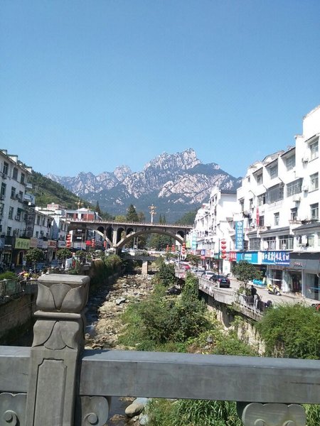 Huang Mountain Wangfeng Hotel Over view