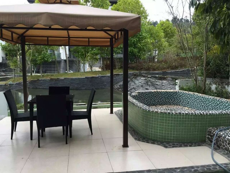 Conghua Superior Hot Spring Vacation Villa 酒店外观