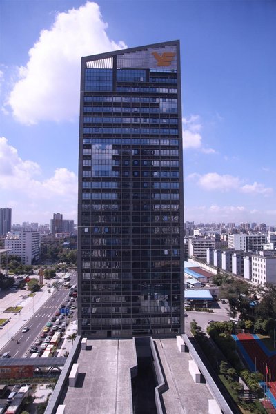 Vadim Apartment (Guangzhou Xicun Metro Station)Over view