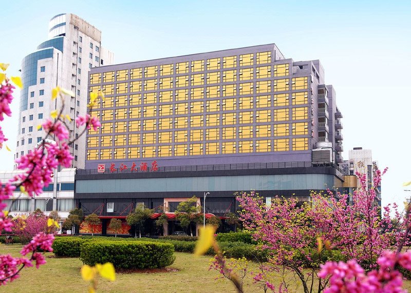Zhuankou Yangtze Hotel over view