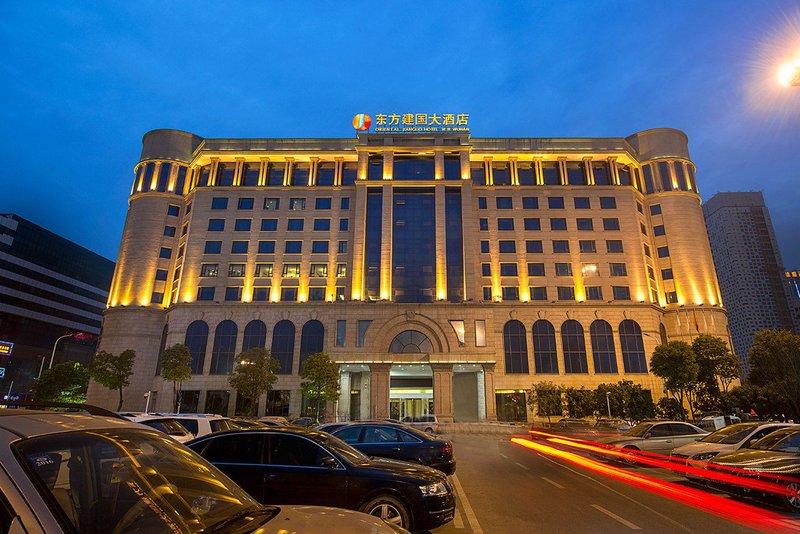 Dongfang Jianguo Hotel Wuhan Over view