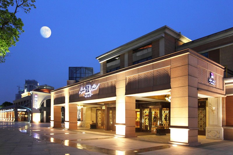 Higher Hotel (Suzhou Moonlight Dock) Over view