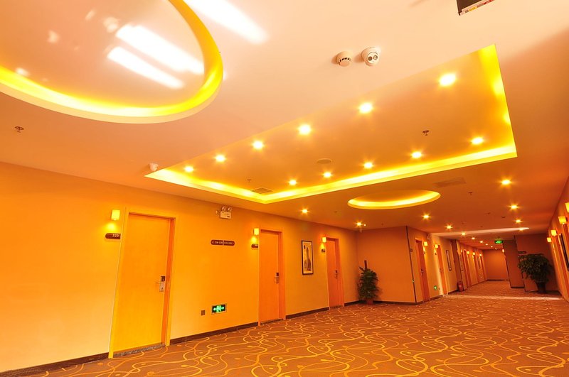 7 Days Premium (Ji'nan Luokou Garment City Wuyingshan North Road)Over view