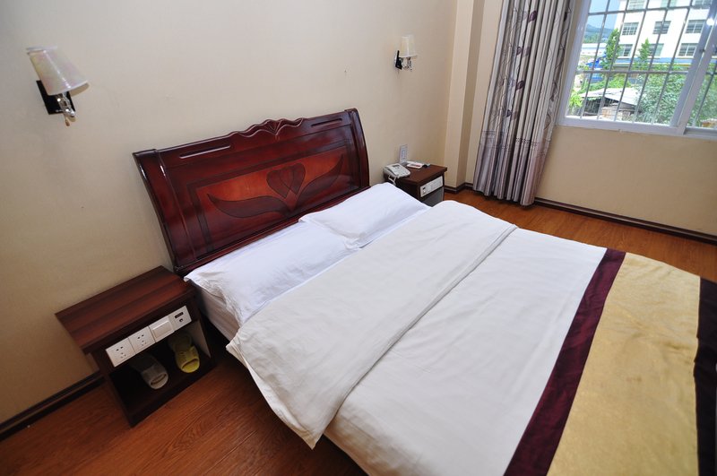 Xishuangbanna Xinhai Hotel Guest Room