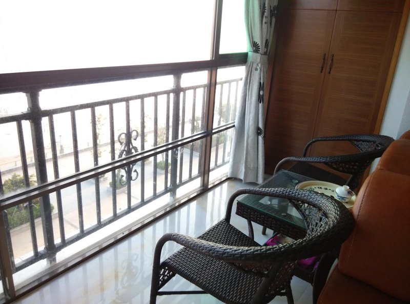 Blue Sky Seaview InnLobby