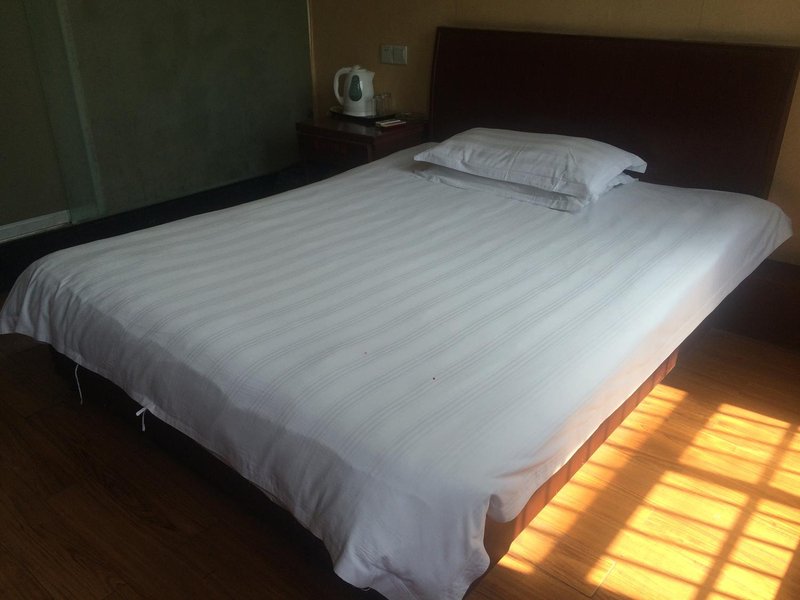 Duhui Hotel Guest Room