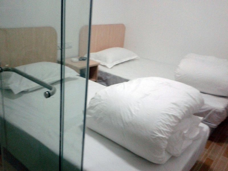 Xinhui Inn Guest Room