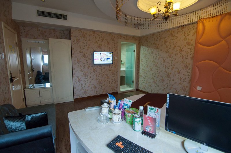 Kaibin Century Hotel (Mianyang Central Hospital) Guest Room