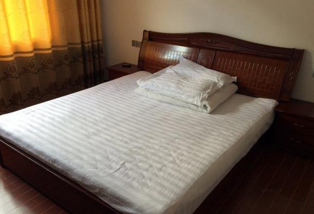 Tonglu Xinqiao Hostel Guest Room