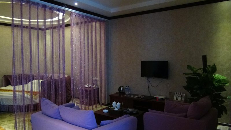 Furuilai Hotel Guest Room