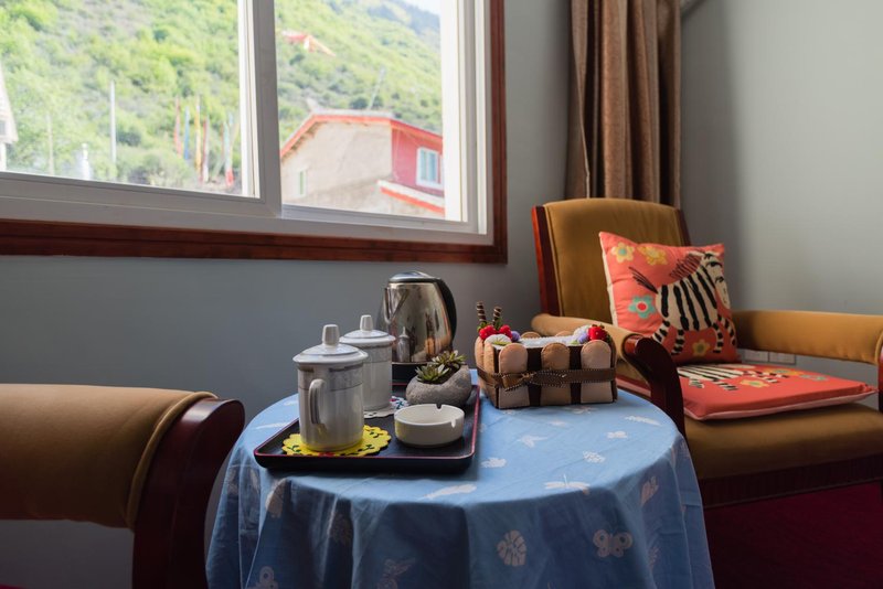 Jiu Zhai Gou Ban's Traveller's Lodge Guest Room