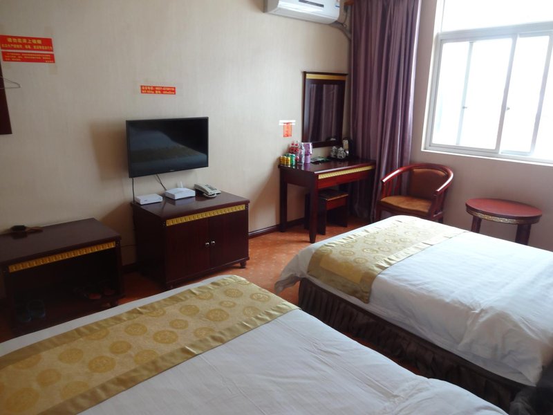 Jinlong Hotel HeishuiGuest Room