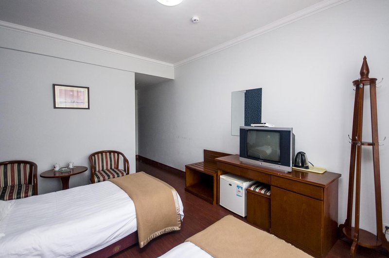 Luhe Holiday Hotel Guest Room