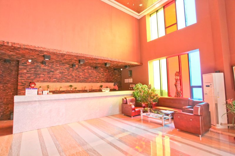 Xinghai Jiatianxia Hotel - Dalian Lobby