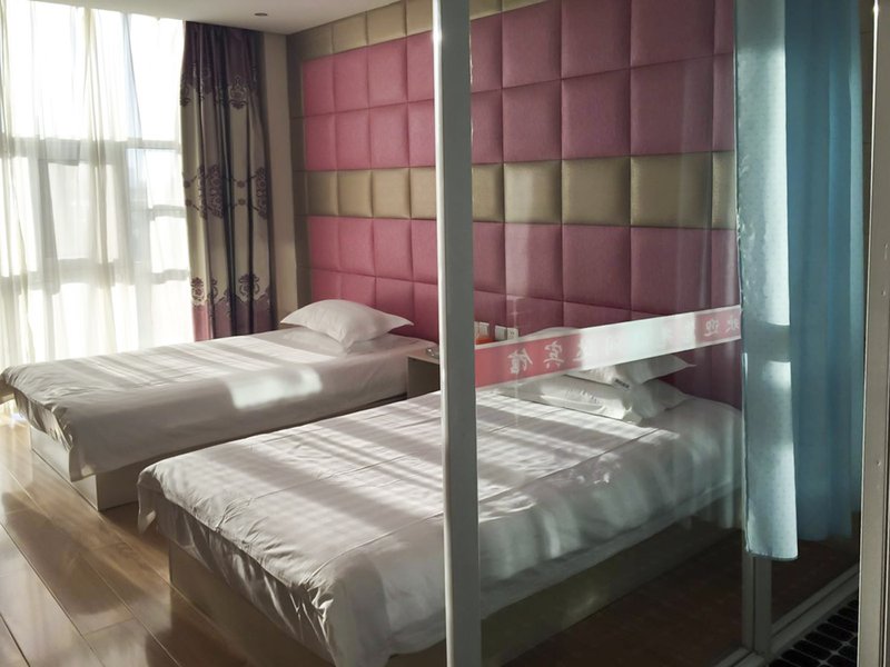 Runda Hotel Guest Room