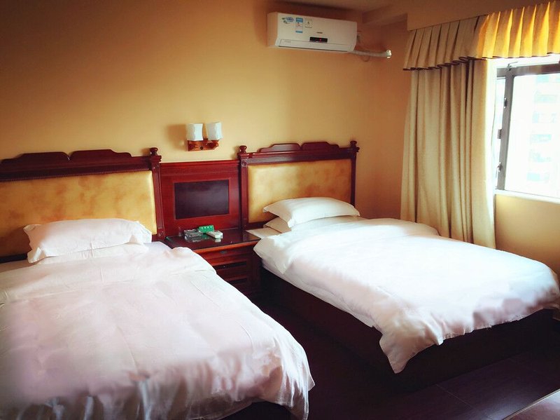 Haigang Hotel Guest Room