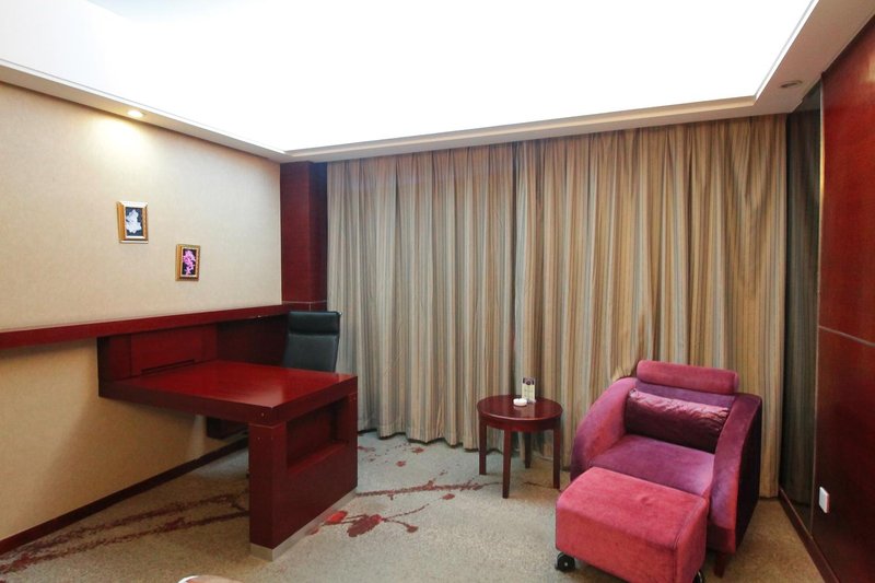 新乡宜兰宾馆(高铁站店)