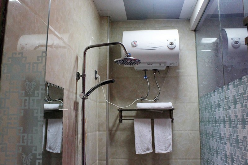 Hong Ri Hotel Guest Room