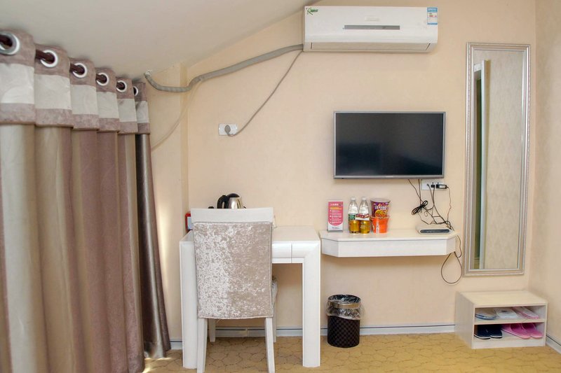 Aige Holiday Hotel Yichang Jiefang Road Guest Room