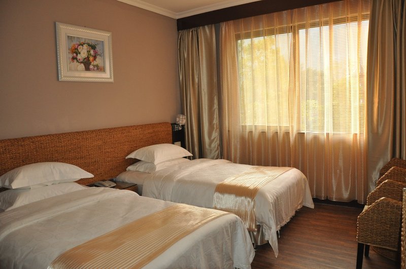 Guilin Lipu Fengyu Yanshan Resort Guest Room