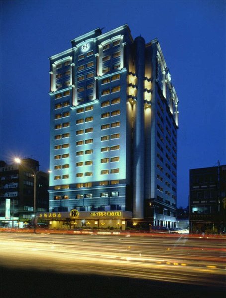 Santos Hotel Over view