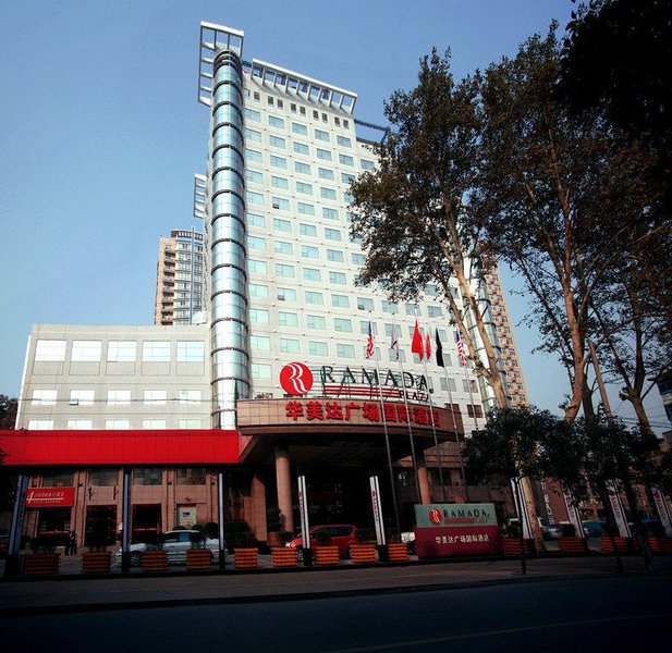 Ramada Plaza Zhengzhou over view