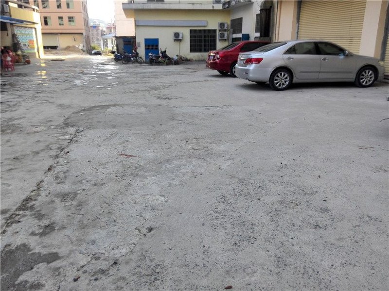 Qiongzhong Jinyedao Business HotelOver view