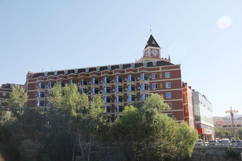 Holiday Inn Altay Golden Bridge Over view