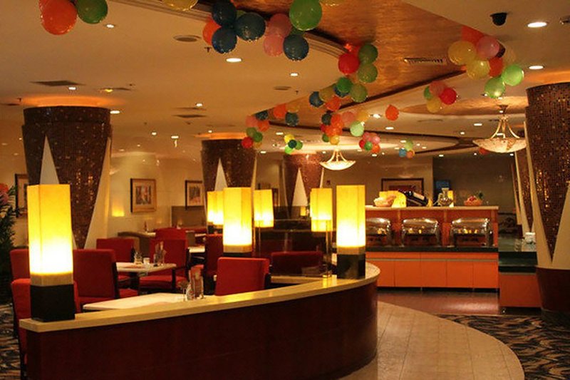 Crowngarden HotelRestaurant