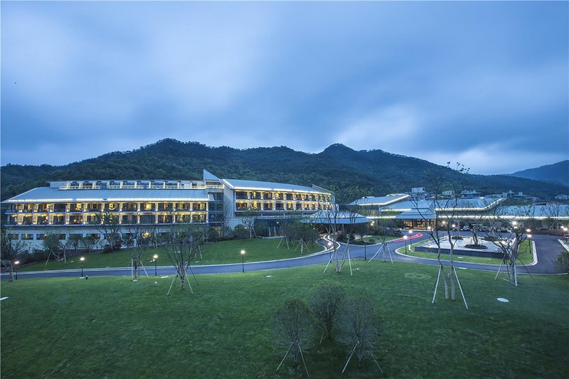 Hengyuan Hotel (Ningbo Dongqian Lake)Over view